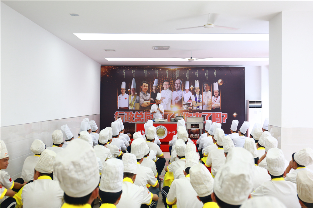 7.11��ʦ��У԰