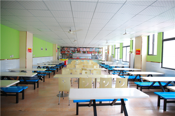 �����¶������ѧУ