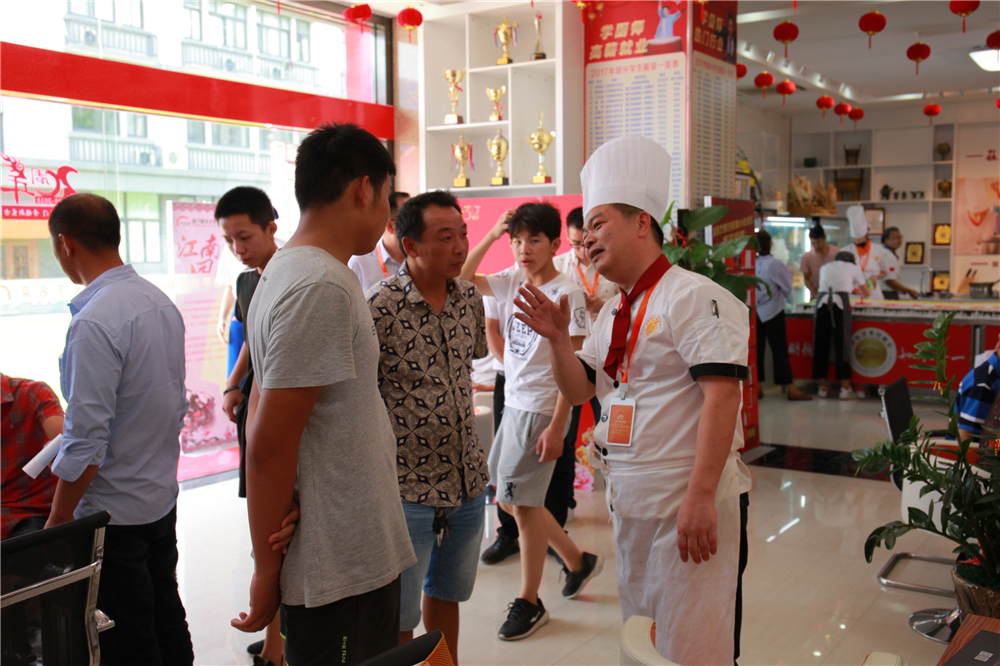 ��ռ���� ��ѯ���Ļ��ȱ�����