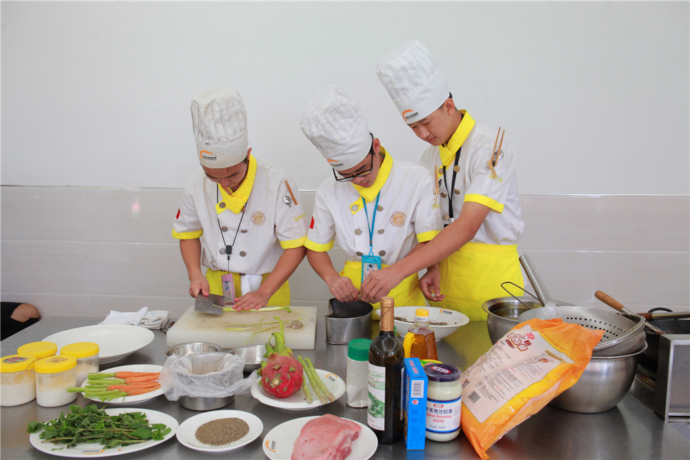 �Ҹ�ζ��30�ꡪ��У԰�Ȳ˱���