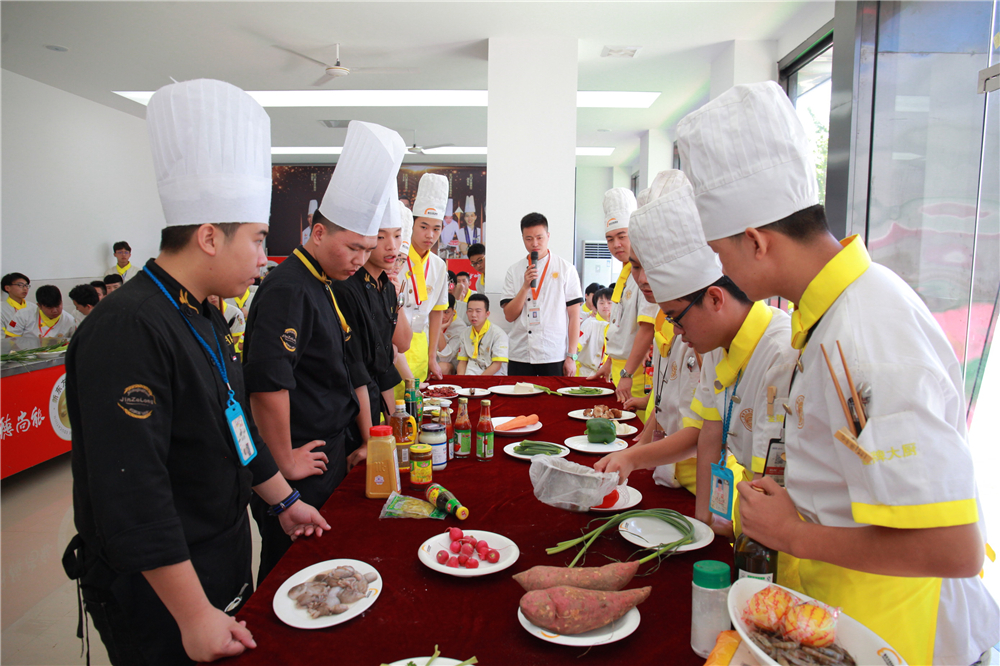 �Ҹ�ζ��30�ꡪ��У԰�Ȳ˱���