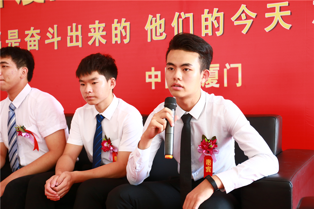 �Ҹ��Ƿܶ������ģ��ɹ�ѧ��У԰��