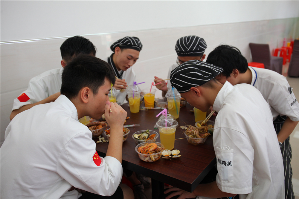 �����¶�������������ʳ�񻶽�