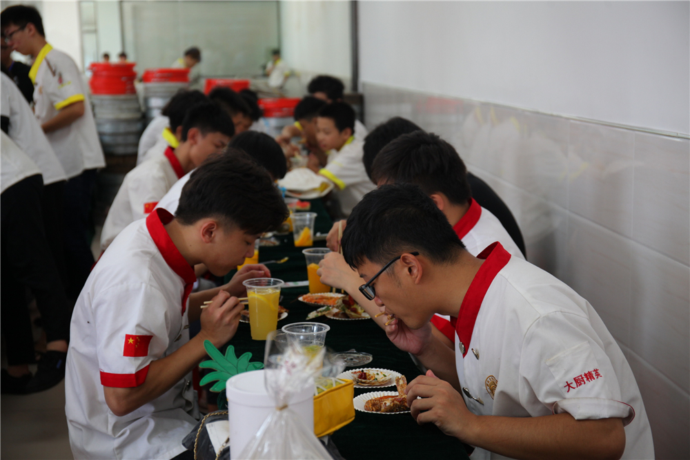 �����¶�������������ʳ�񻶽�