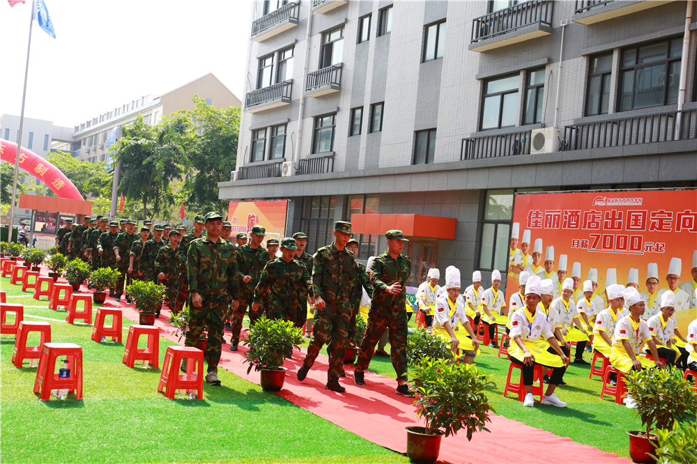 �����ഺ ������ح�＾���������������ѵ��ѵ��Ա��ʽ