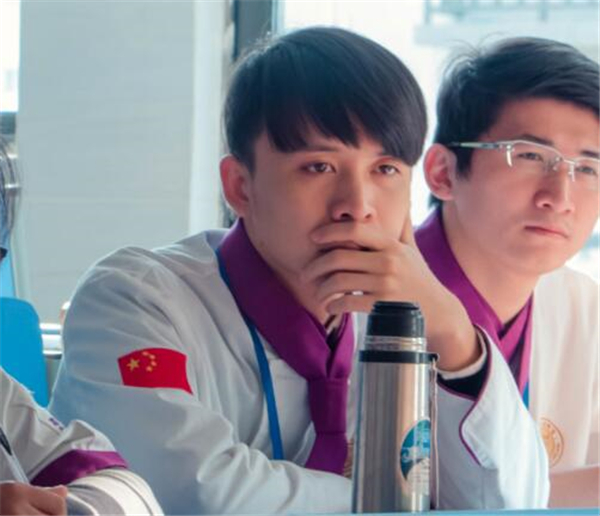 �����¶������ѧУ