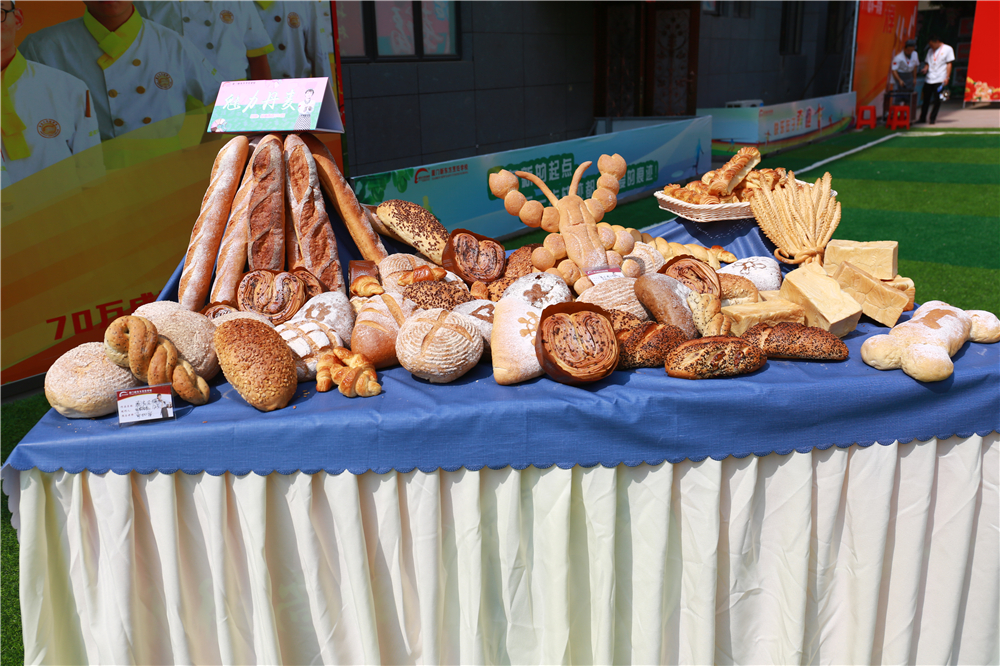 �����¶������ѧУ�決����