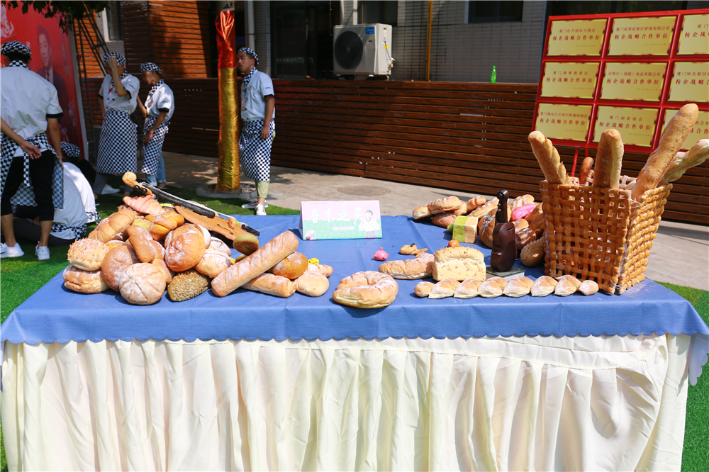 �����¶������ѧУ�決����