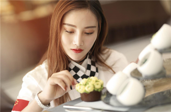 �����¶������ѧУ