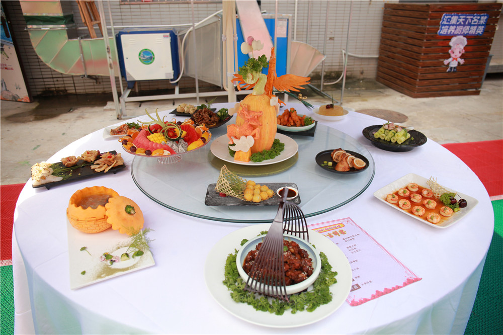 �����¶������ѧУ���δ����¡����³�����ϯ��Ƽ��ܴ���¡�ؾ���