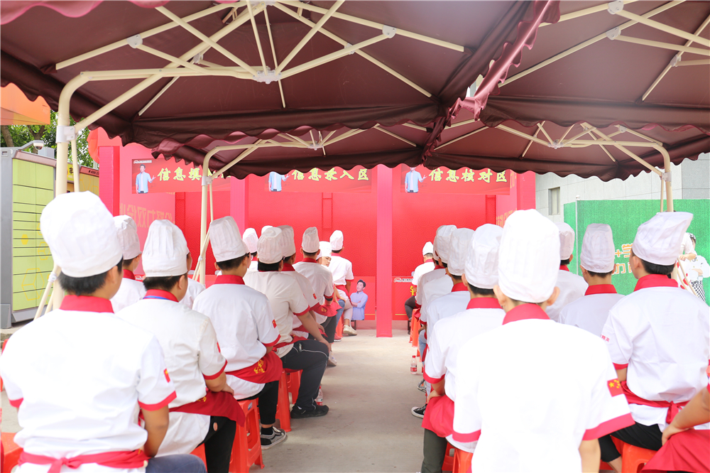 2018���ר�౨���ֳ�