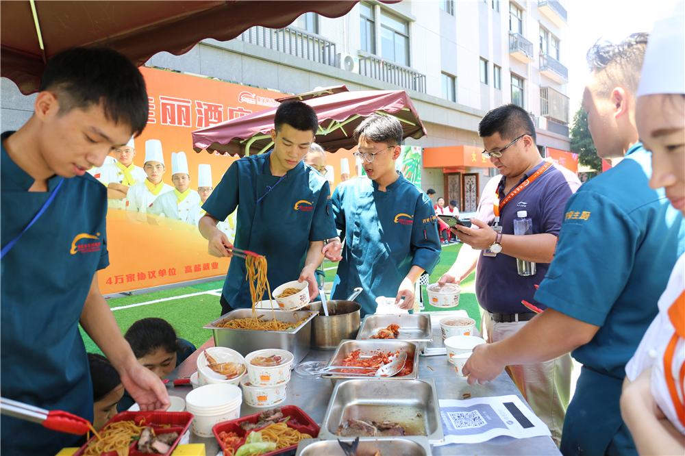 �С�ǯ���� ���� �����ռ�����Ϻ��