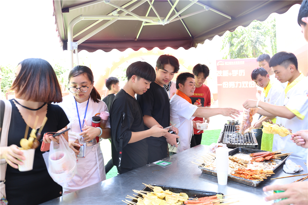 �С�ǯ���� ���� �����ռ�����Ϻ��