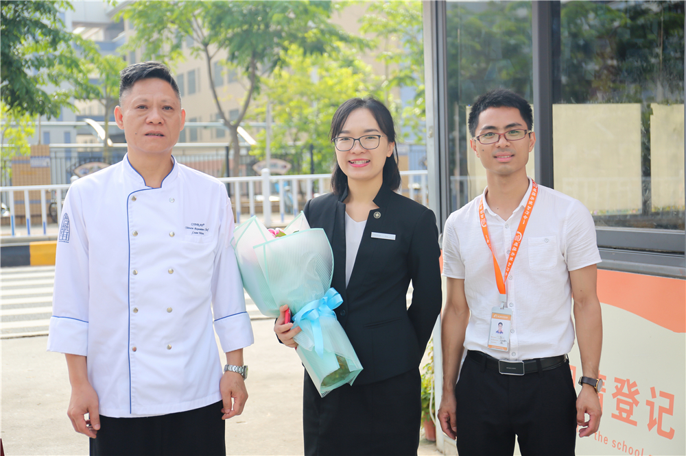 ��ʦ��У԰ح��ʦ�����Ἴ�ܣ�������ҵ���˲�