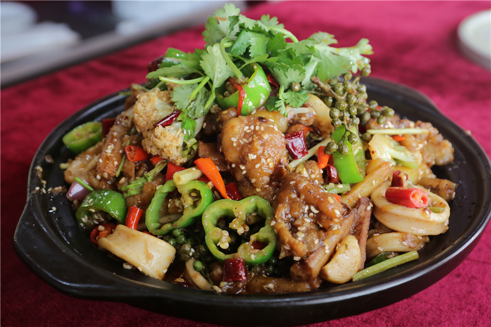 �������