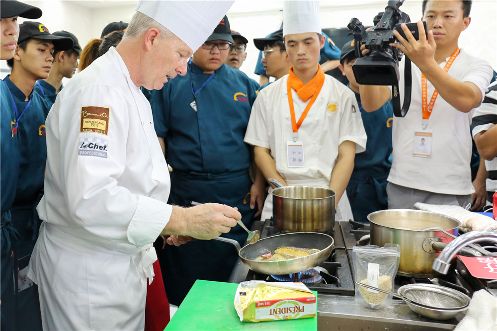 ������������ ���ܽ���֮�� �������������������