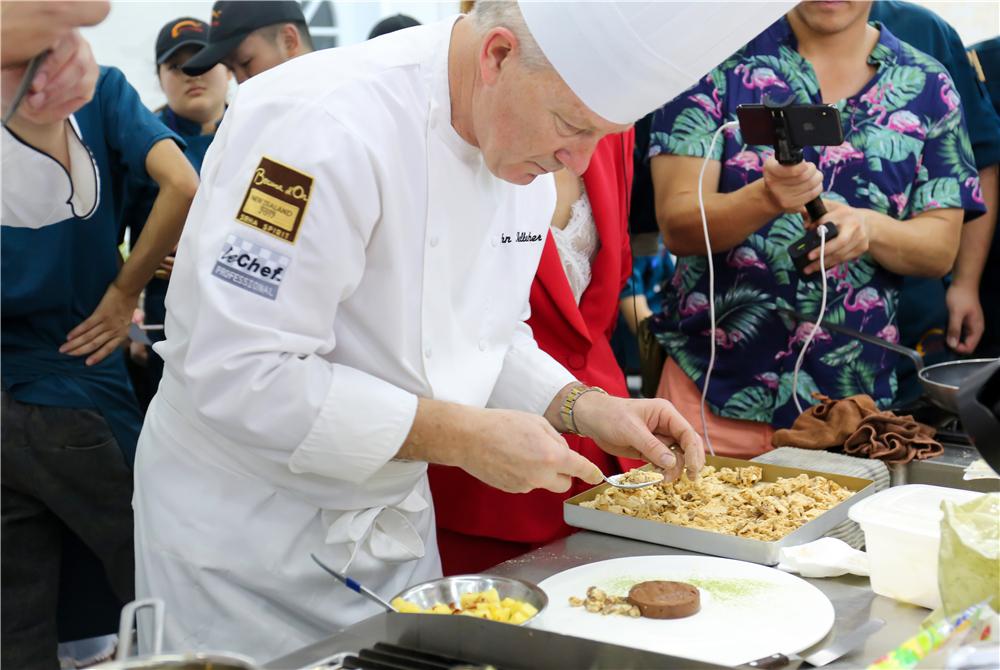 ������������ ���ܽ���֮�� �������������������