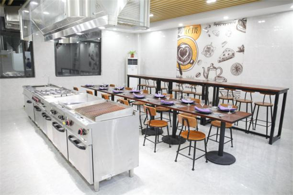 �����¶������ѧУ