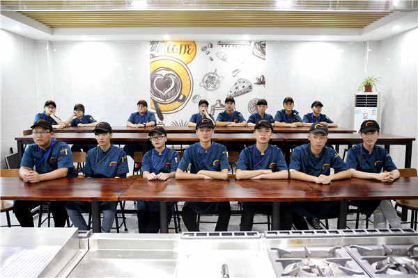 �����¶������ѧУ