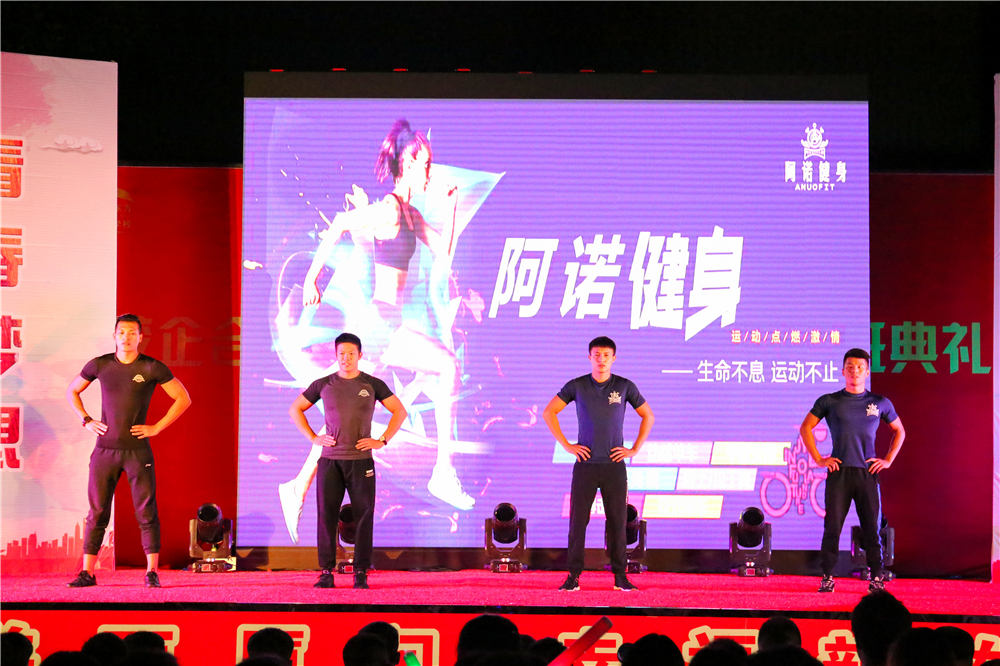 ���ഺ���� �� Ѥ������������¶������ѧУʦ�������������Բ����ɣ�