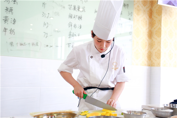 �����¶������ѧУ