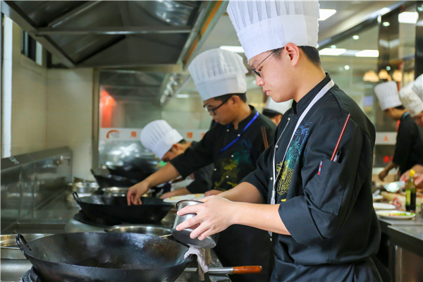 �����¶������ѧУ