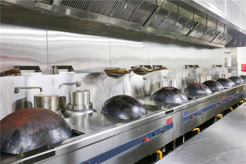 �����¶������ѧУʦ���߽�����Ƶ꼰�������Ĳι�ѧϰ