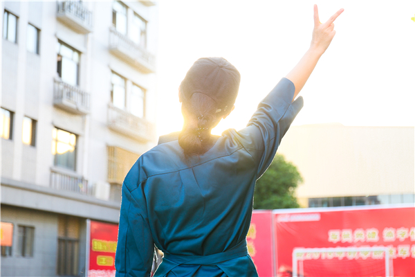 �����¶������ѧУ