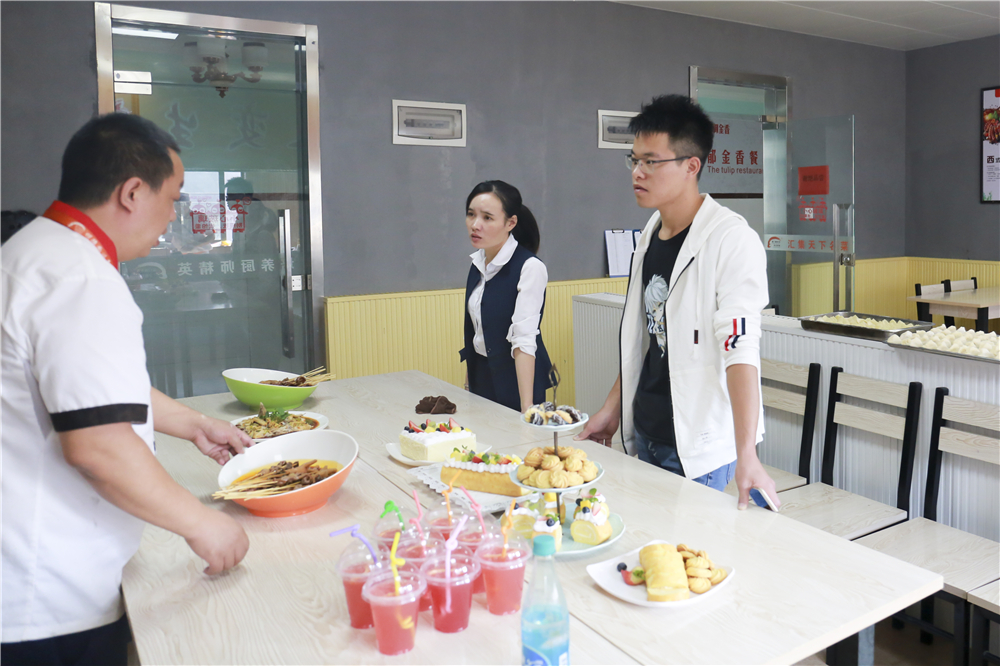 ����С��Ʒ��