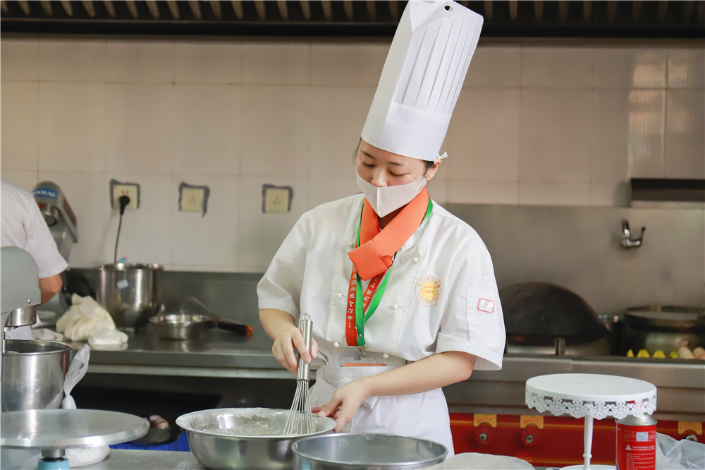 ��ϲѶ�� ����ף�������¶���ʦ���������ڡ������еڶ�ʮ�Ľ�ְ��������������ϲ���