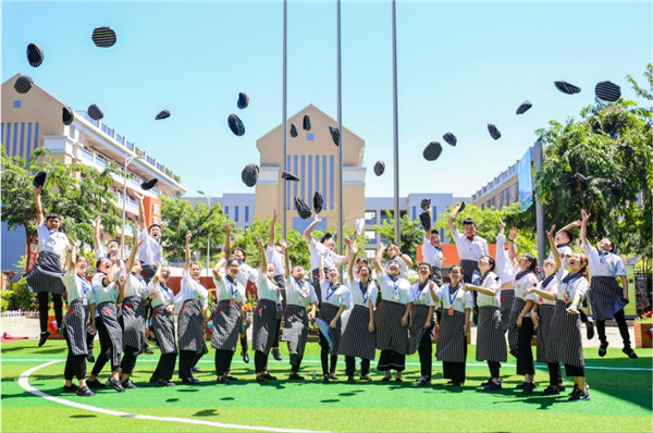 �����¶������ѧУ