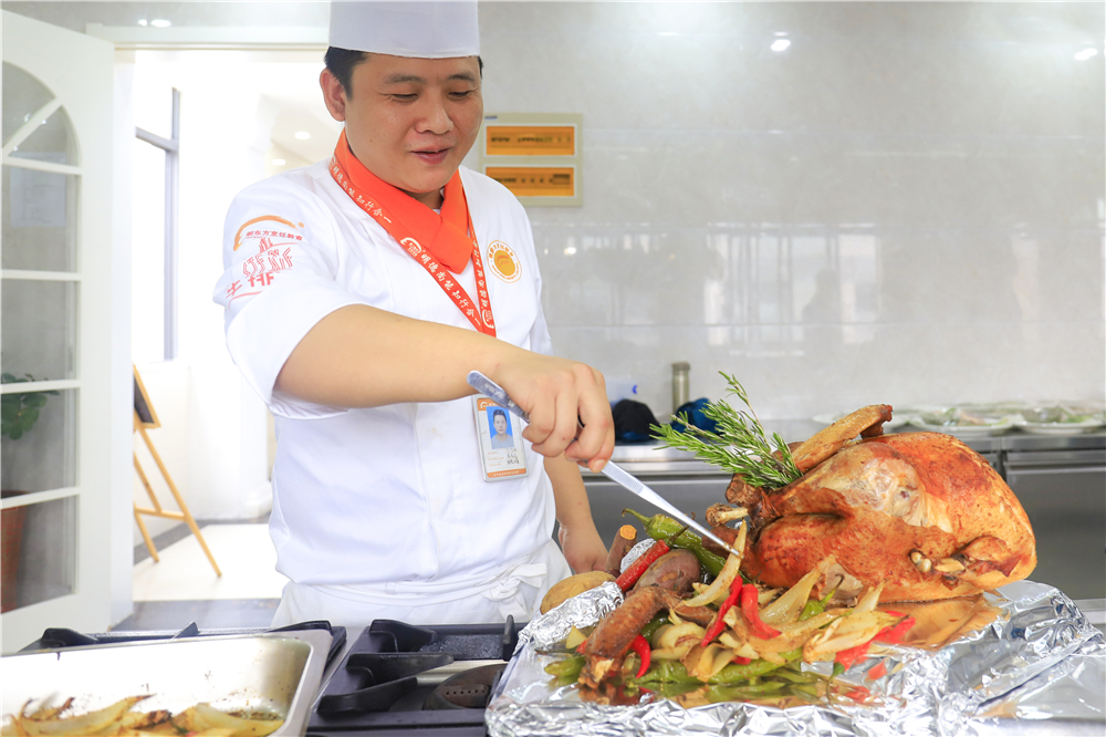 �Ҹ�ζ����ʮ�꣬ʥ���𼦴��