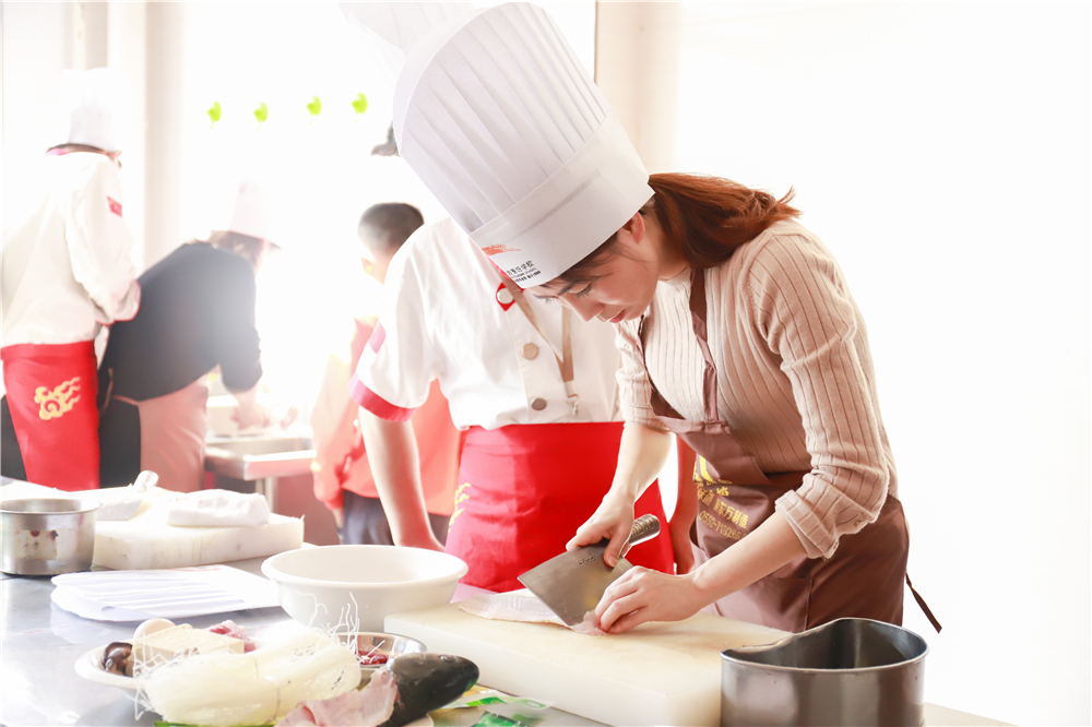 2018��������������ѧУ������ѵ�����չ�