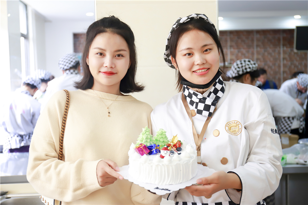 �Ҹ�ζ��30�꣬ʥ���ڼҳ������