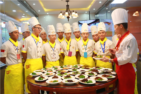 �����¶������ѧУ