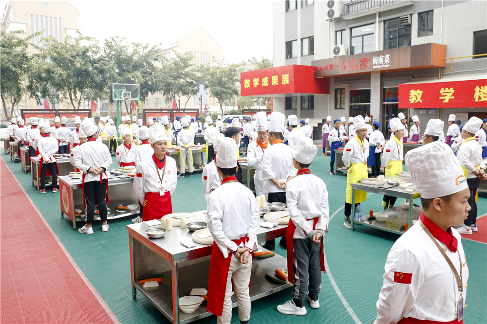 ���˵����׶ο���