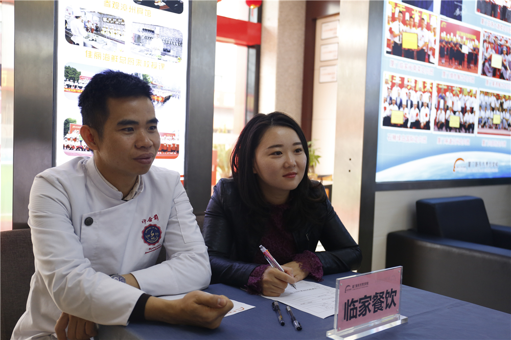 У�������ҵ�ֳ�ǩԼ