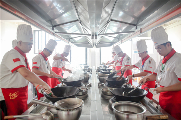 �����¶������ѧУ