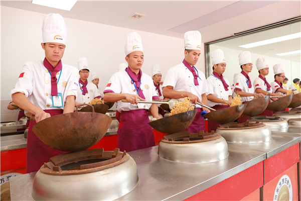 �����¶������ѧУ