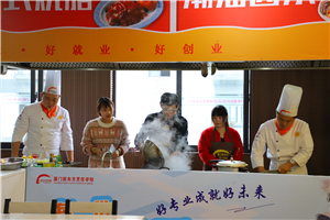 ��ҵС��Ʒ�������Ϯ��