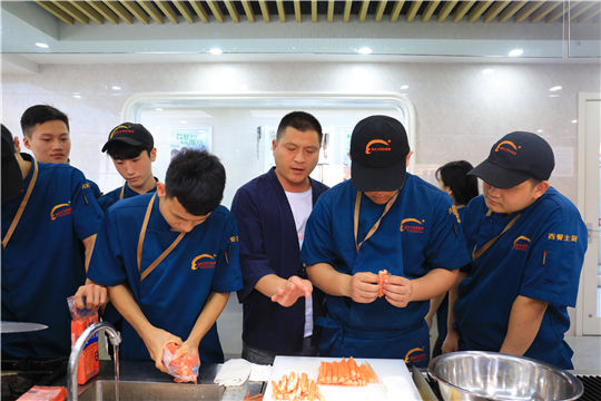 ��ּ��˾��ҵ��У��ѵ