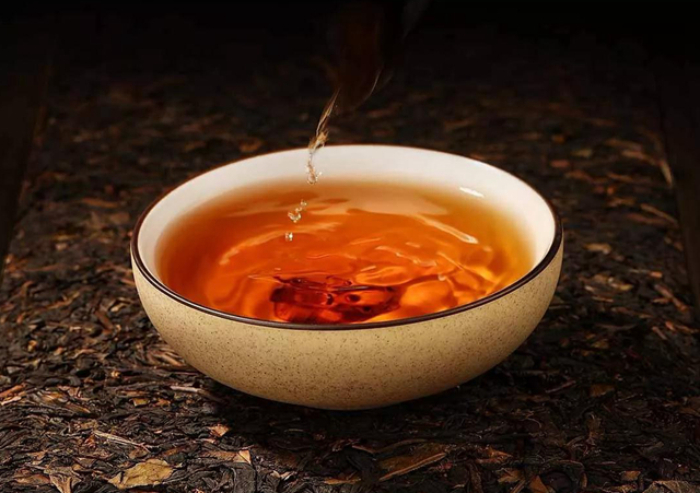 ���������ߴ��ϵ�ĸɻ����������̲�ڸ��ܱȶ��ָ߳�һ�