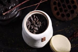 ���������ߴ��ϵ�ĸɻ����������̲�ڸ��ܱȶ��ָ߳�һ�