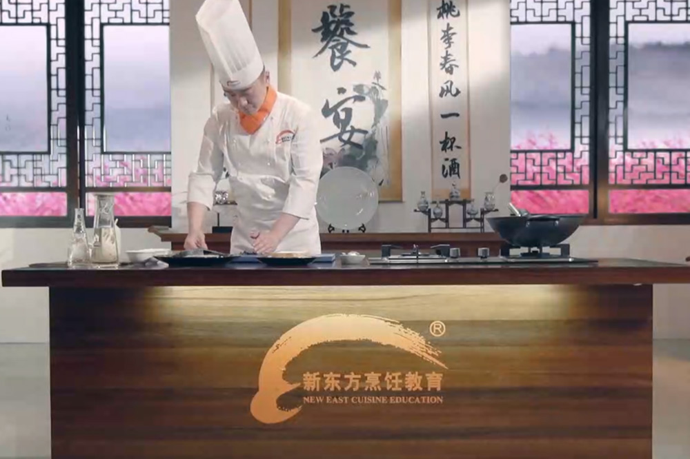 ���緢����