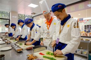 Ϊʲô��Ҷ�ѡ�������¶����أ���Ϊʵ�ٿ��ã����ʵ�ϣ�