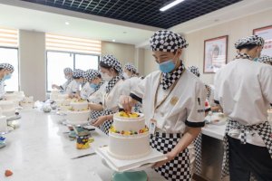 һѧ�������Ǿ��������¶���ѧ�ó�����Ȥ������ɣ�