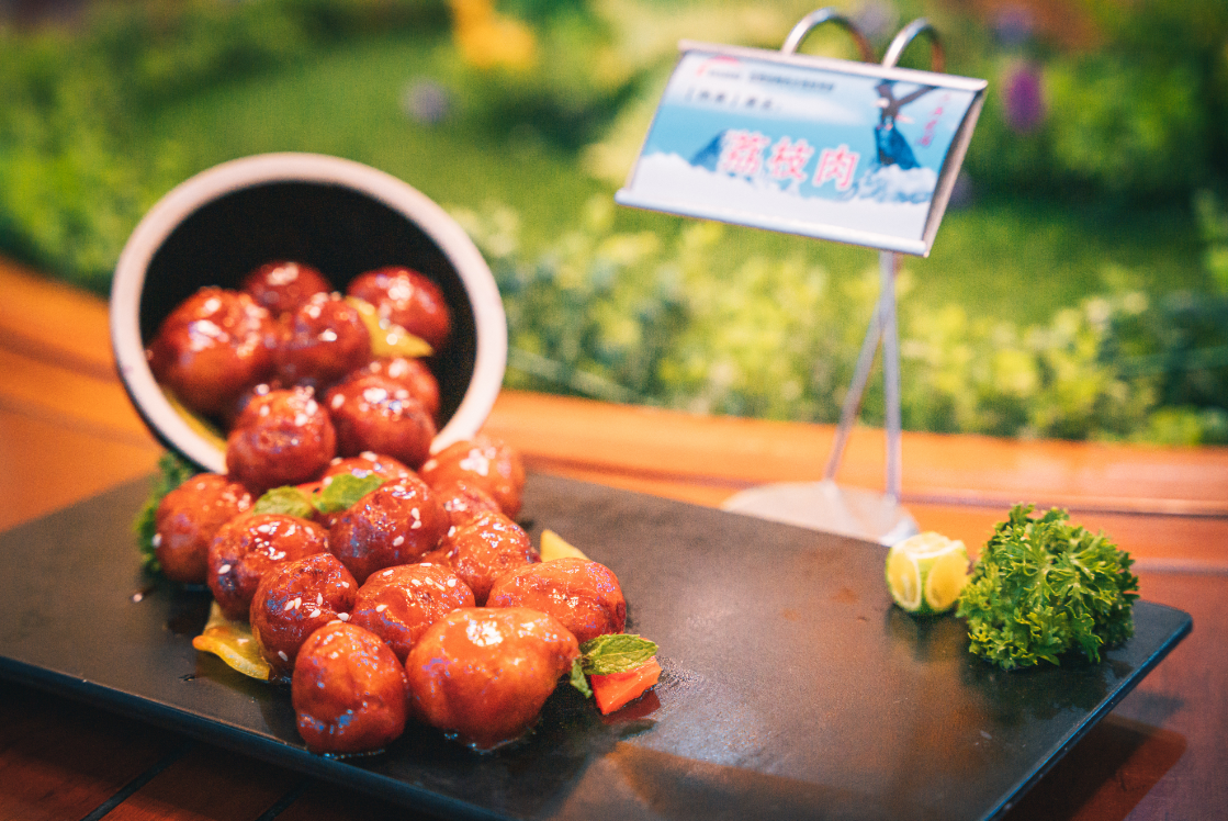 �����¶������ѧУ