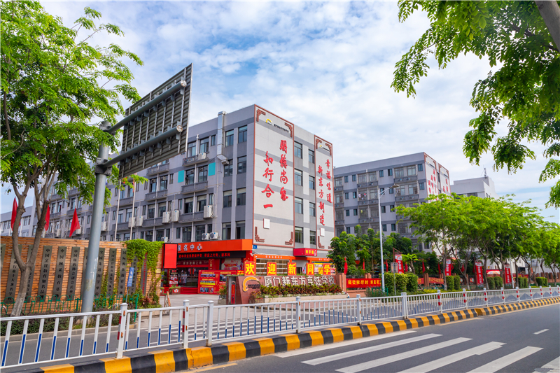 �����¶������ѧУ