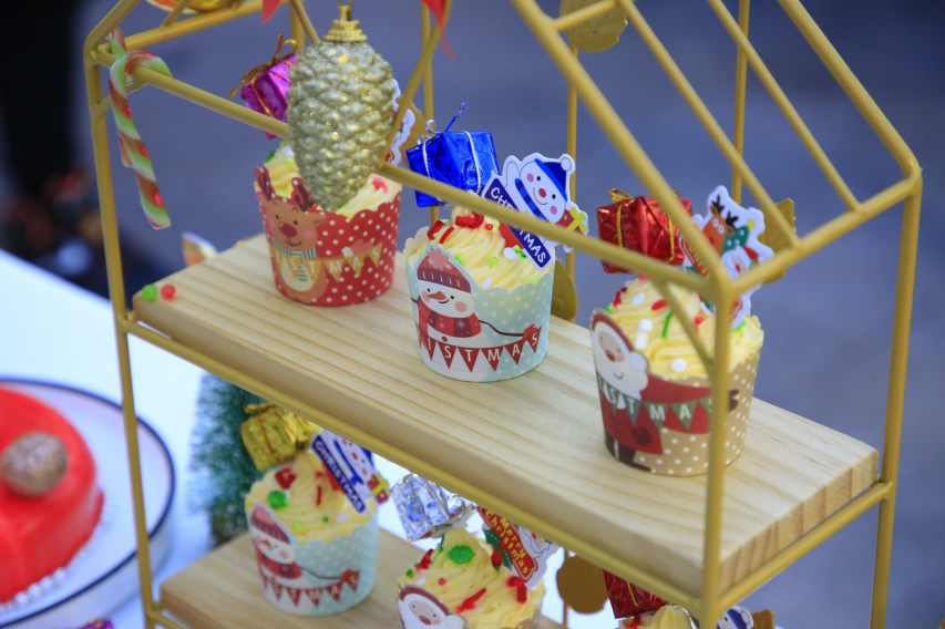 ���ӵ���̨��