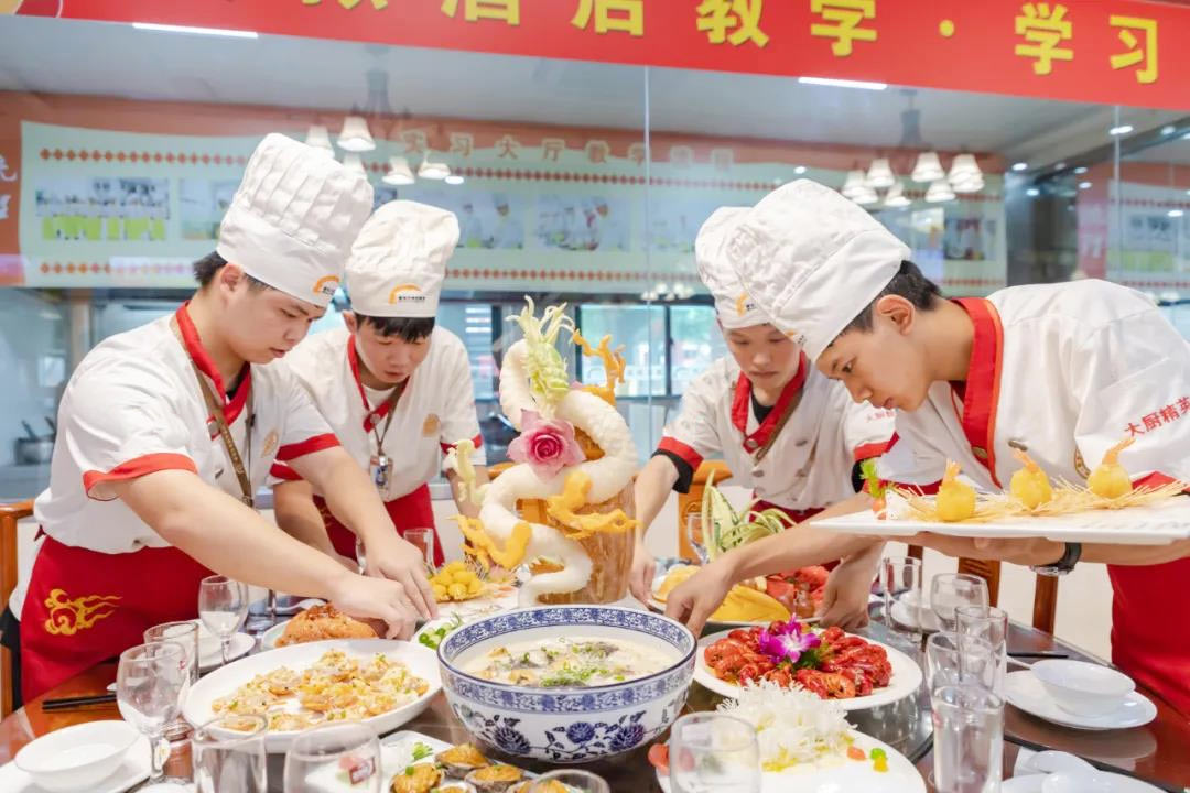 ʵ�з�����ô�죿ѡ��ѧУһ���к÷���~